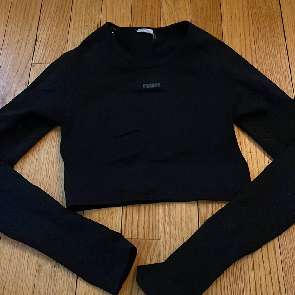 Gymshark cropped black workout top size small